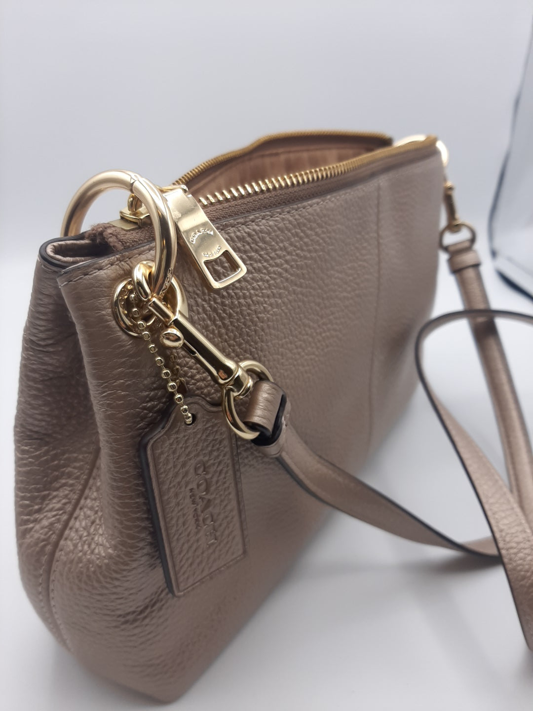 Coach Crossbody Bag Soft Pebbled Leather - Light gold