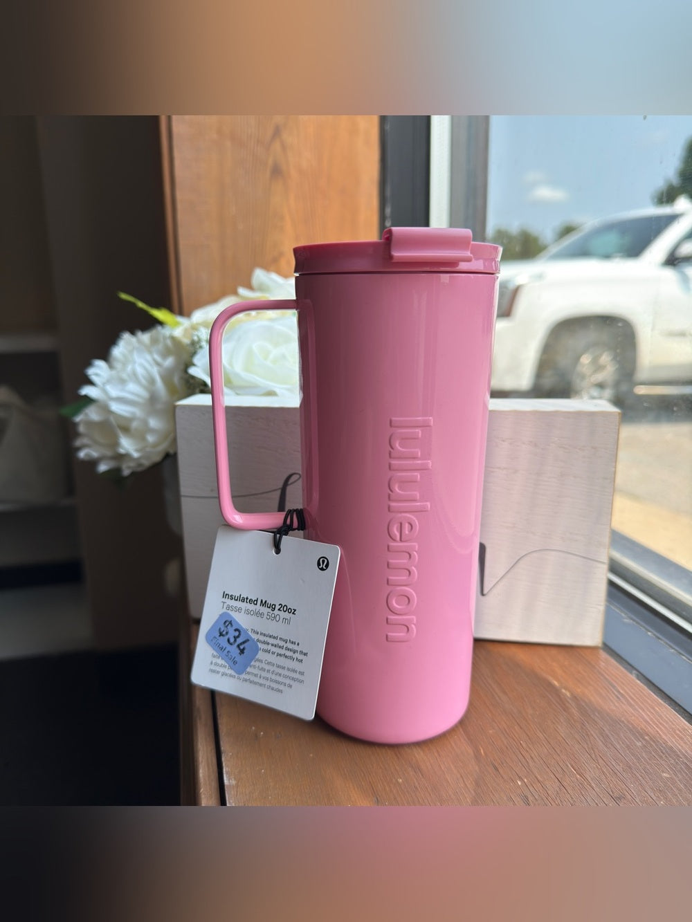 lululemon pink 20 oz insulated mug front view