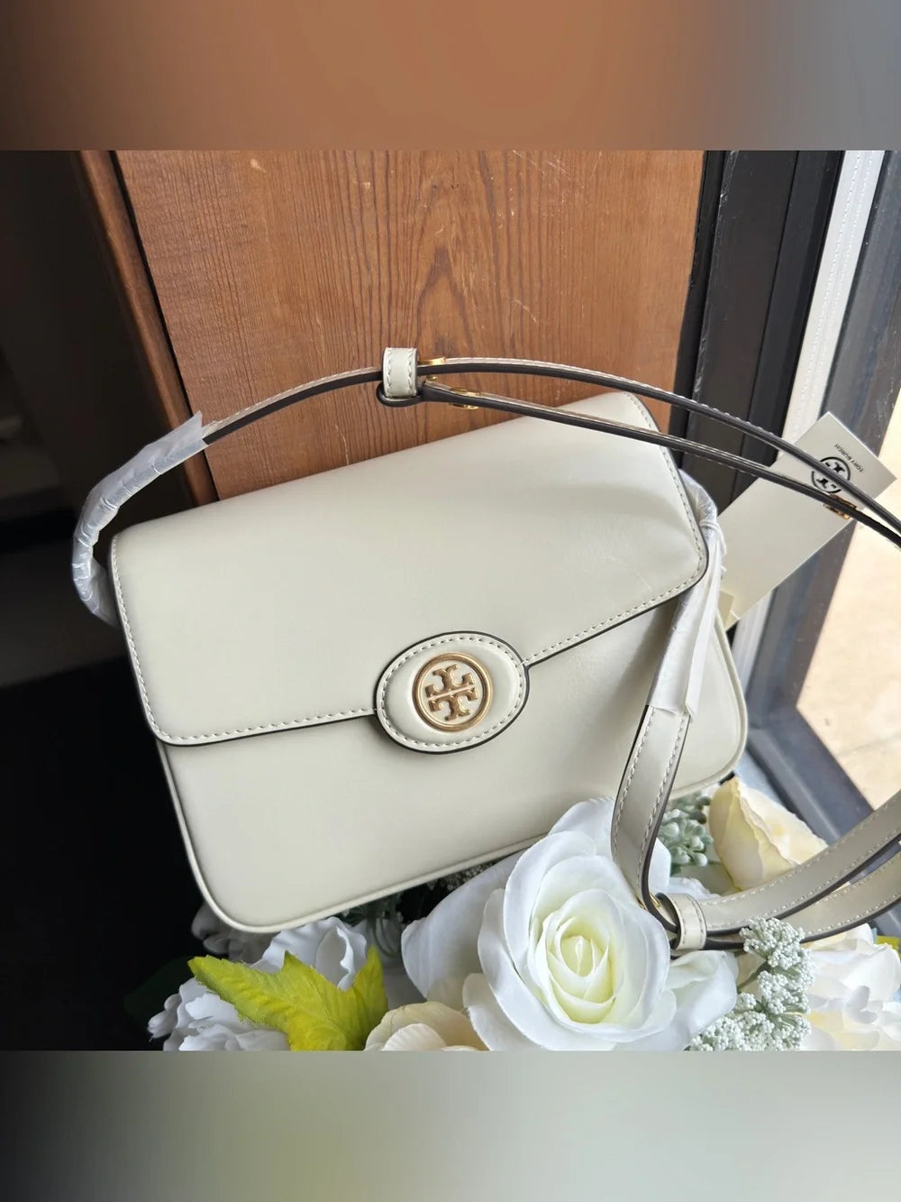 Tory Burch Robinson Spazzolato convertible shoulder bag front view