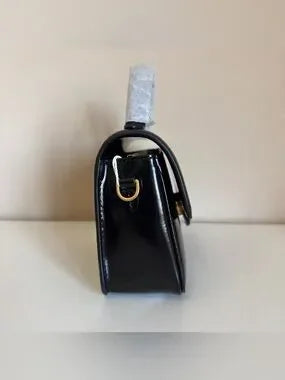 Tory Burch Robinson Spazzolato small top handle bag detail