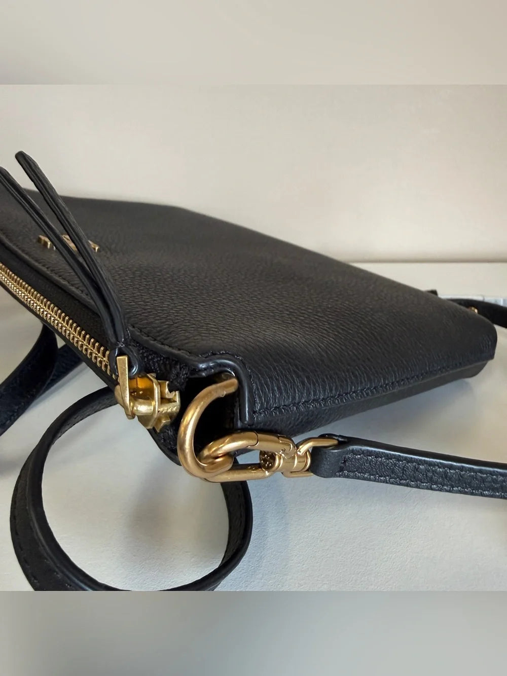 Tory Burch 61385 black convertible leather bag detail