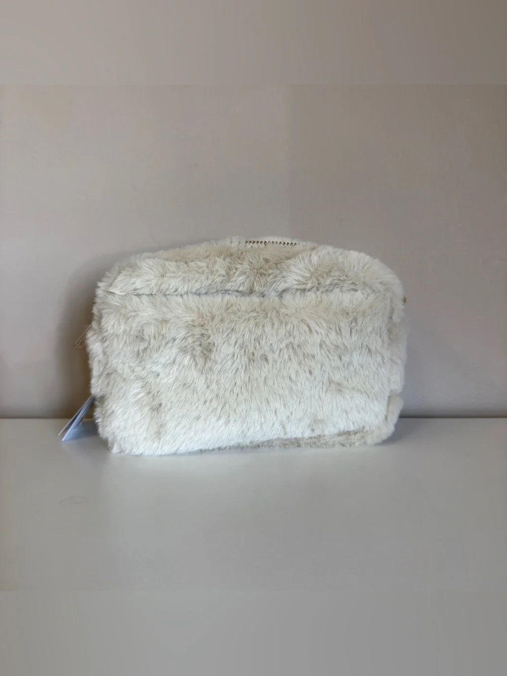 lululemon Everywhere plush fleece crossbody bag detail
