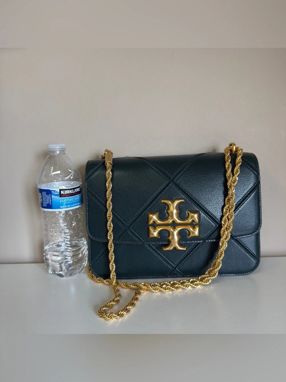 Tory Burch Fleming dark green leather shoulder bag detail