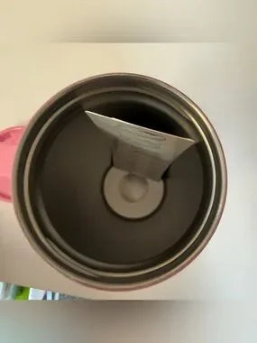 lululemon pink 20 oz insulated mug detail