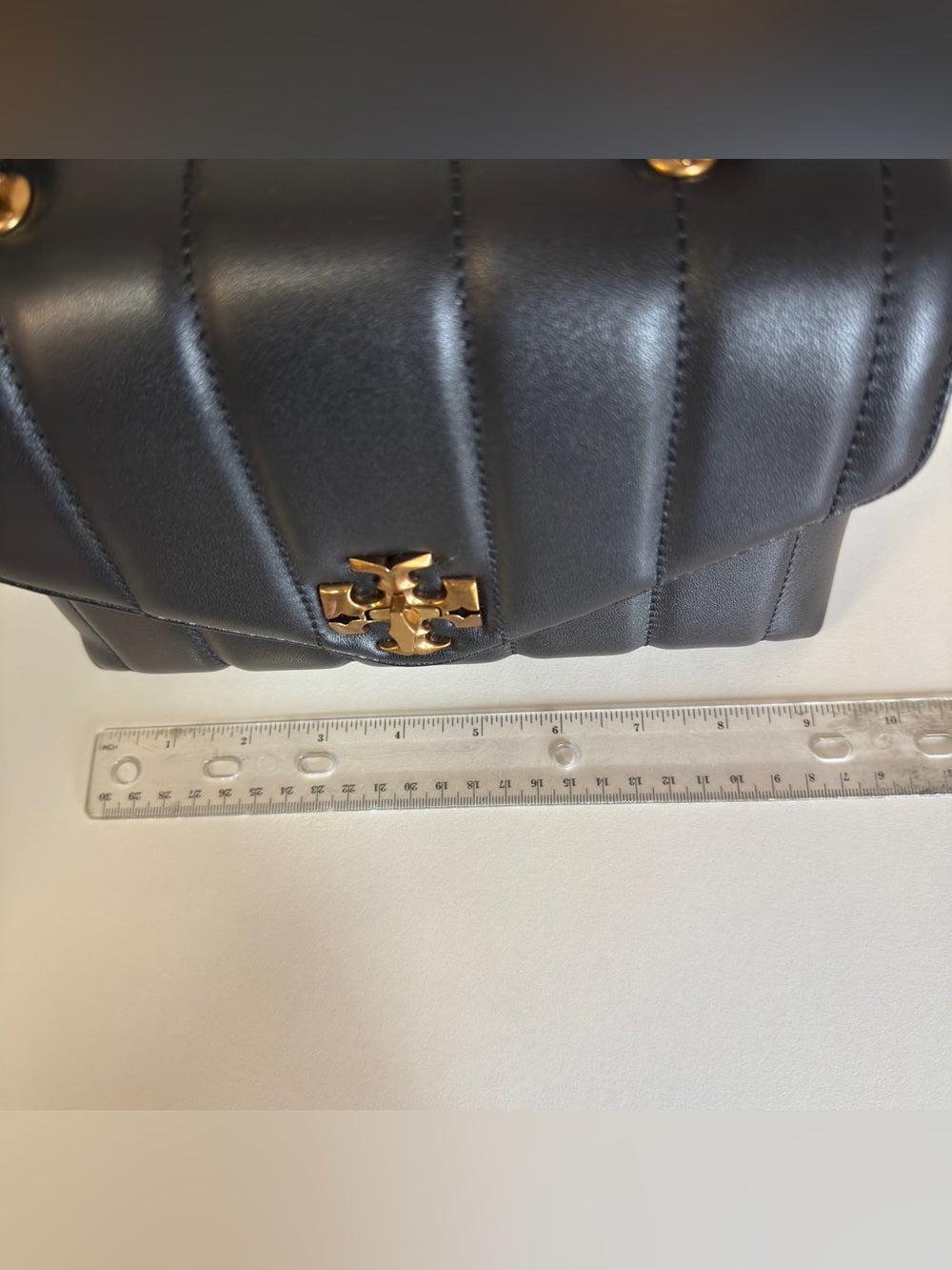 Tory Burch Kira 83943 black quilted satchel detail