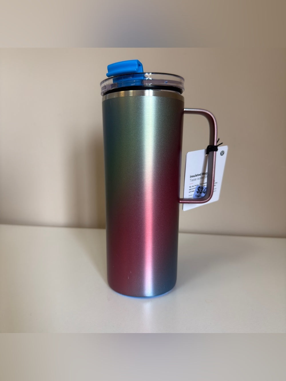 lululemon 20 oz multicolor gradient insulated mug detail