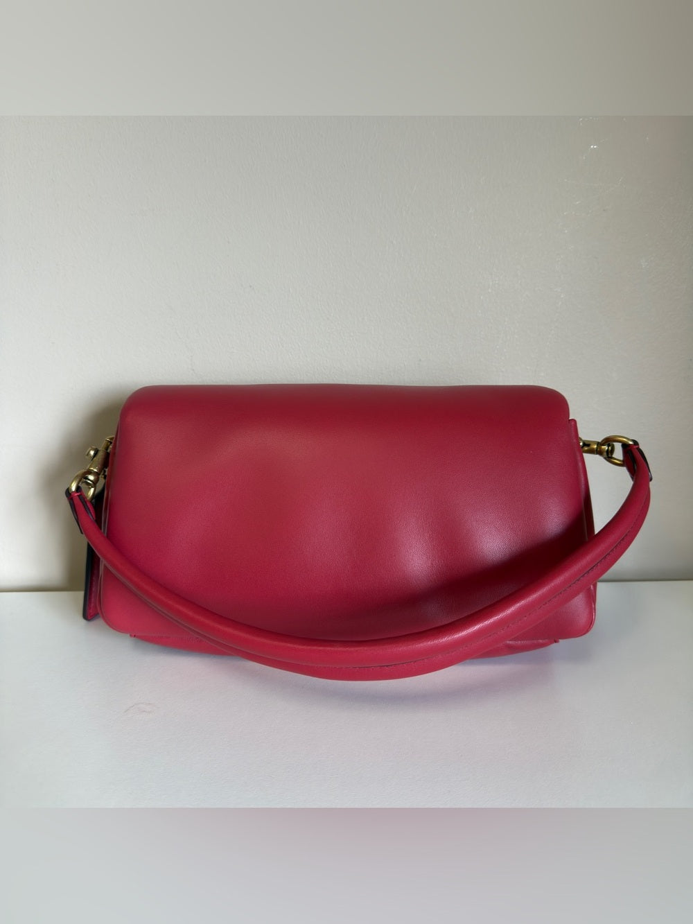 Coach C0772 Pillow Tabby 26 shoulder bag in red detail