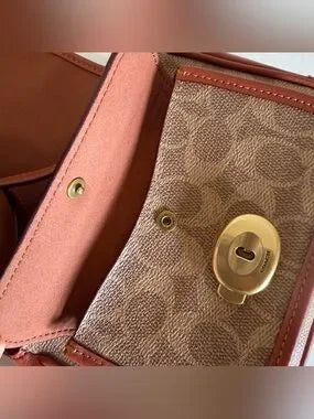 Coach CK019 Signature Tabby Messenger 19 Tan / Rust product detail
