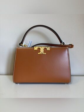 Tory Burch Eleanor Mini Satchel detail