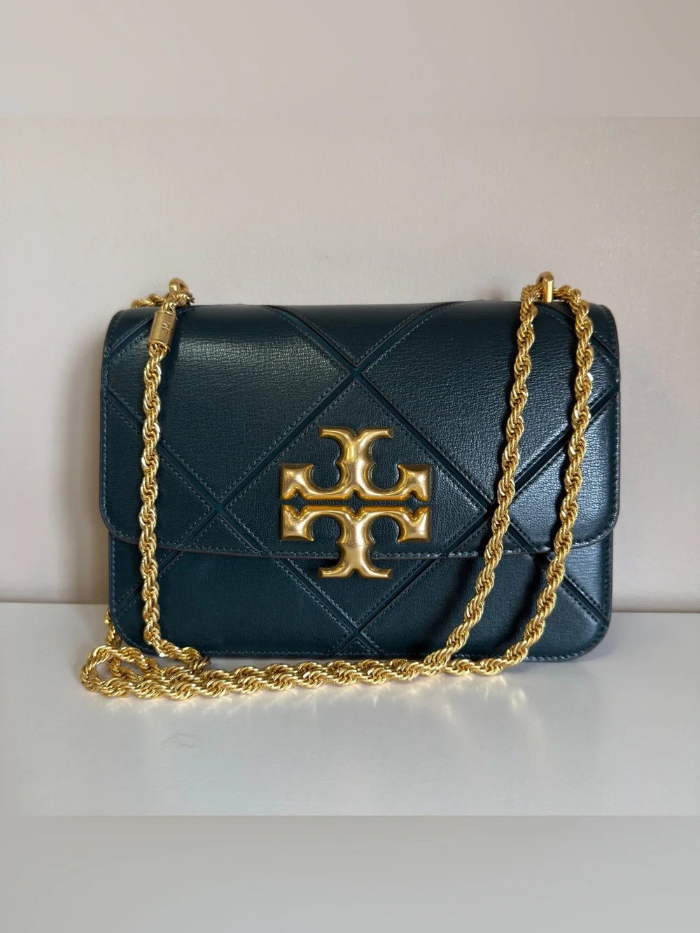 Tory Burch Fleming dark green leather shoulder bag detail