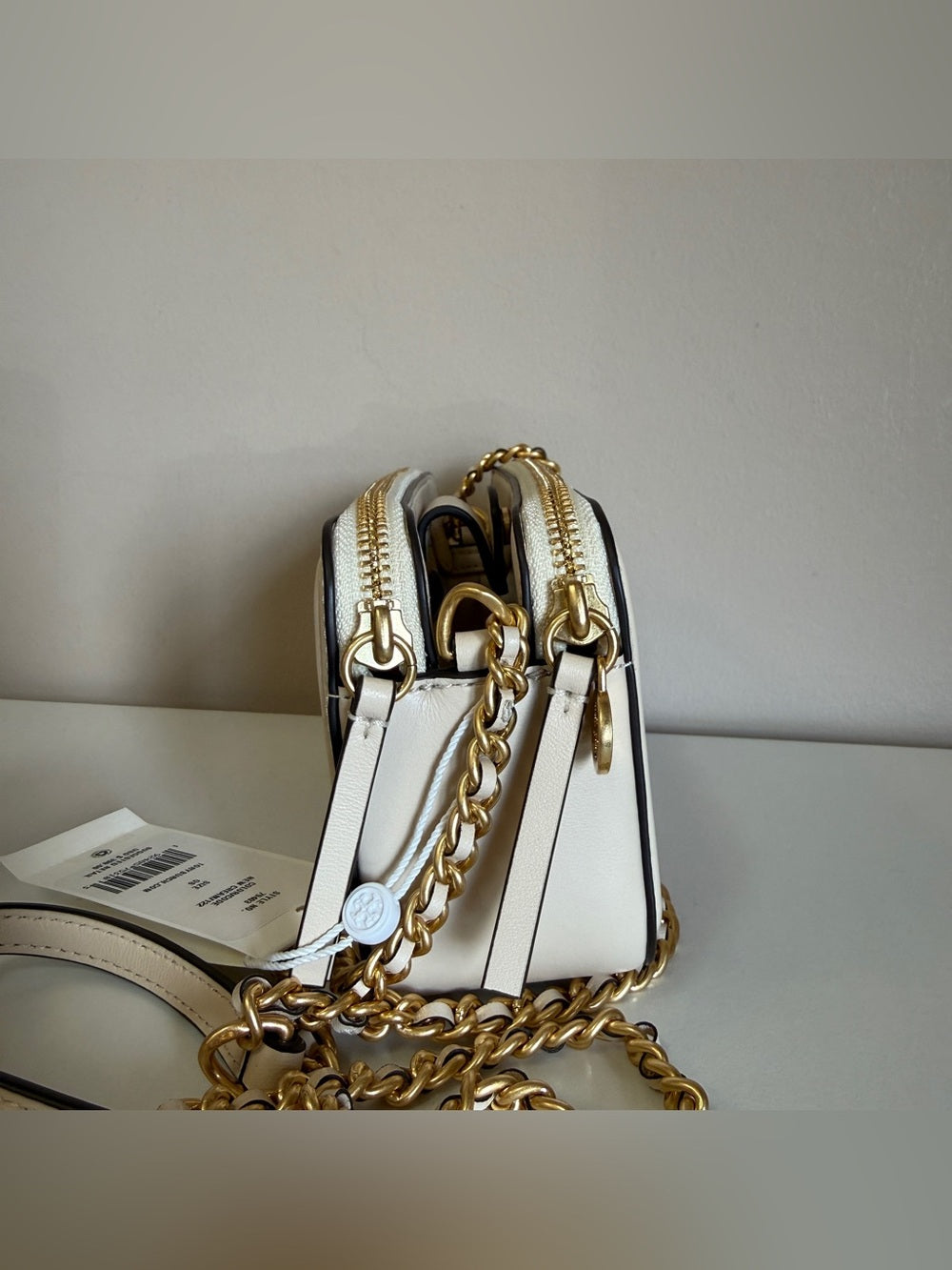 Tory Burch quilted cream leather chain crossbody detail