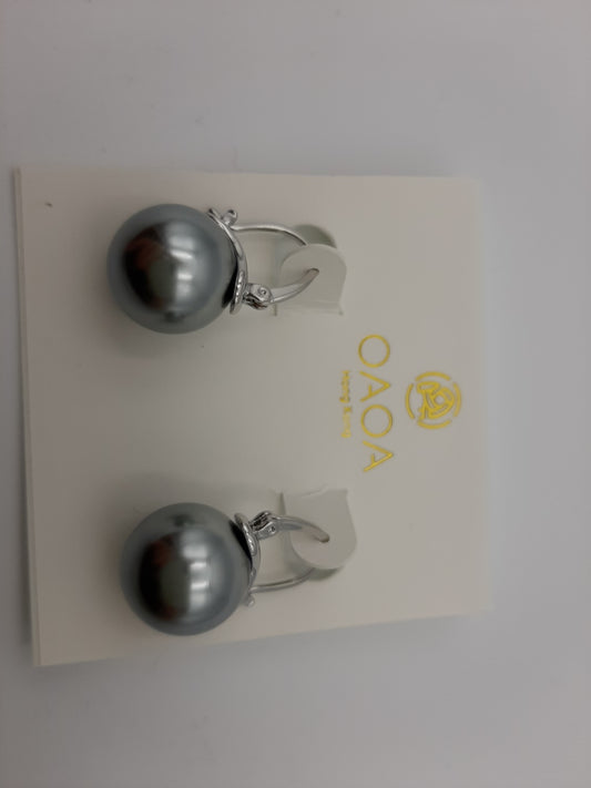 OAOA Pearl Drop Earrings - Silver