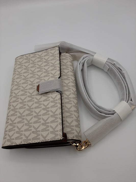 Michael Kors Jet Set Travel Medium Multifunction Phone Crossbody Bag - Vanilla